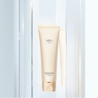 F66永乐弹润透亮青春洁面乳